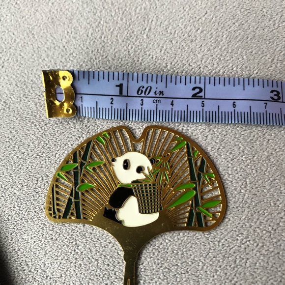 Panda with Bamboo Basket Bookmark ~ Brand New! ~ Green Tassel - Picture 4 of 7